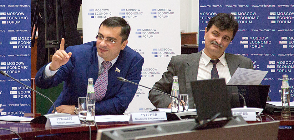 Владимир Гутенев: «Политика сдерживания в отношении нашей страны перешла в «горячую фазу»